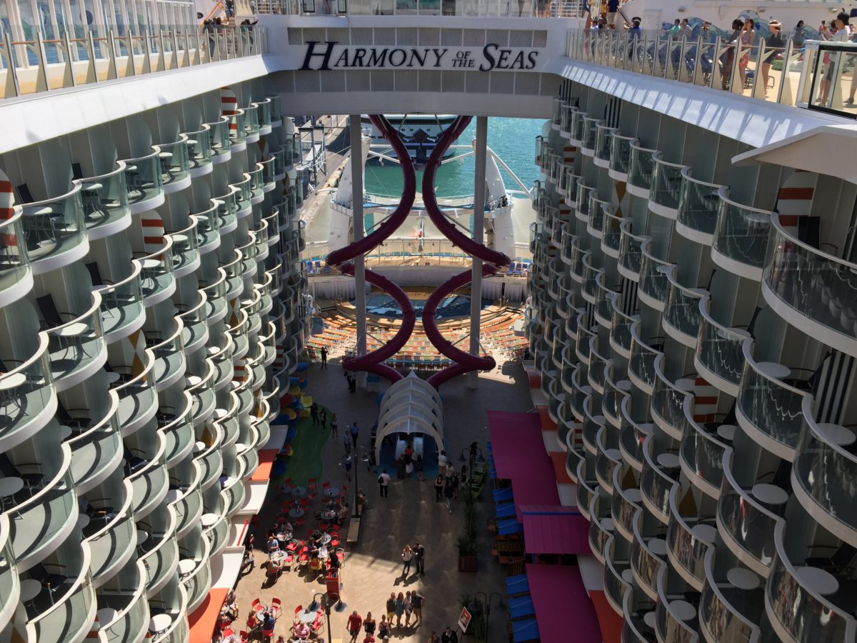 SERHS estrena l’Harmony Of The Seas, el creuer més gran del món